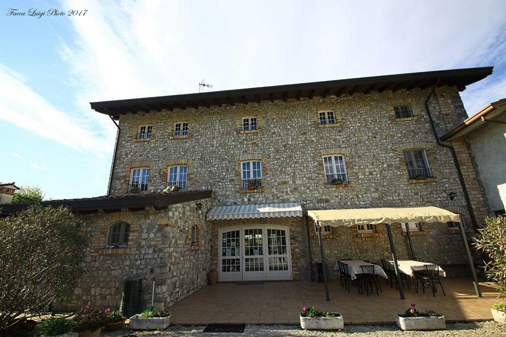Albergo Julienne Arba Exterior foto